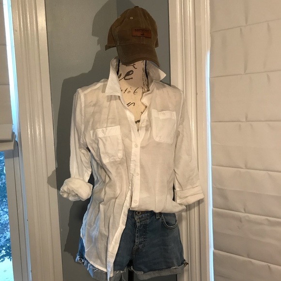Light beach button down - Picture 2 of 3
